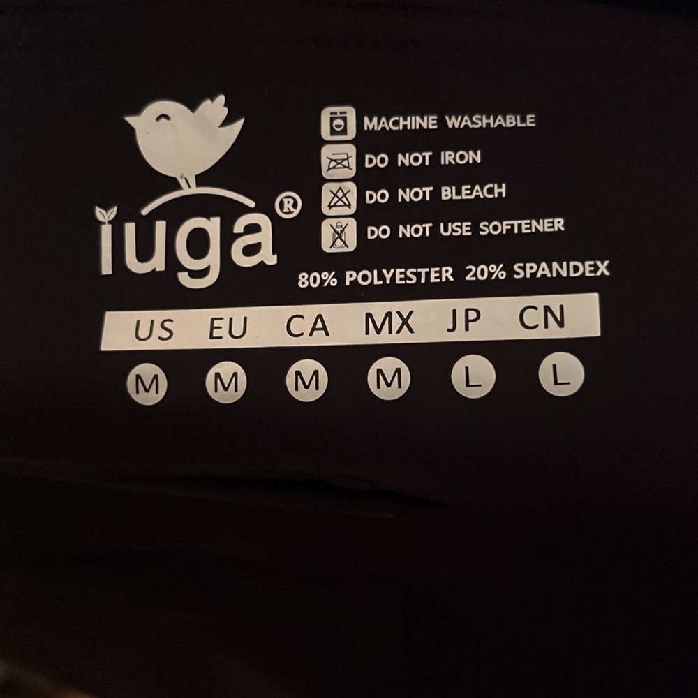 Brand new yoga pants